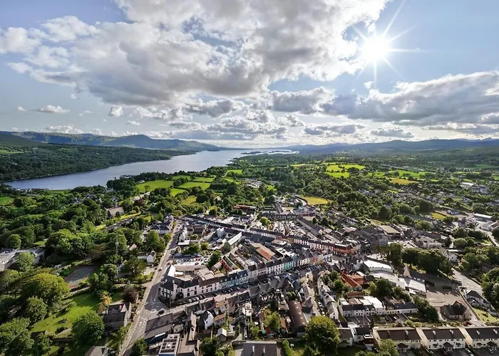 Detached 3 Bedroom Just 1km From